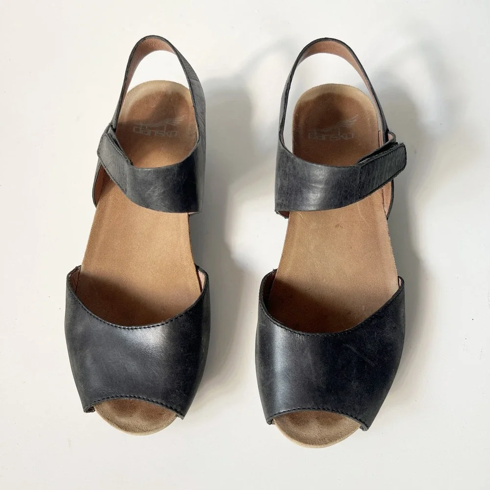 Dansko Vera Peep Toe Slingback Wedge Sandals Size 37 Black Leather Comfort Shoes